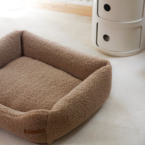 Coussin beige "Frida Teddy" avec matelas